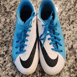 Nike Skin HyperVenom Indoor Soccer Shoes Great Condition